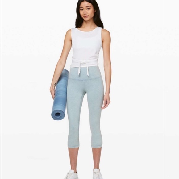 lululemon Wunder Under High Rise Crop *21” Wash Chambray NWOT 10 - Picture 15 of 15